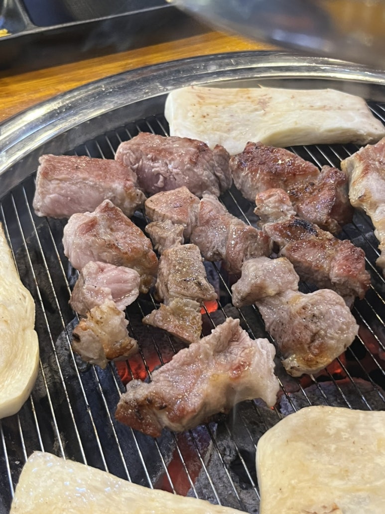 꽃보다항정살 이미지
