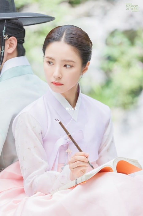 더봄날 이미지