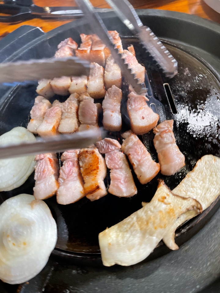자연숯불화로구이 이미지