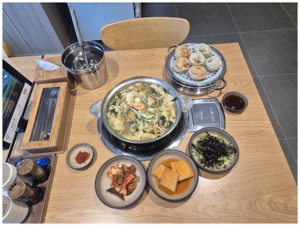 팔당원조칼제비 이미지