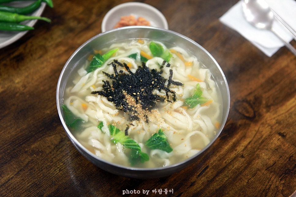 손칼국수 이미지