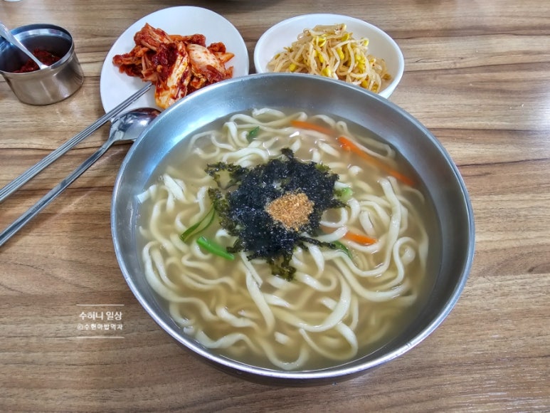 쌍둥이칼국수 이미지
