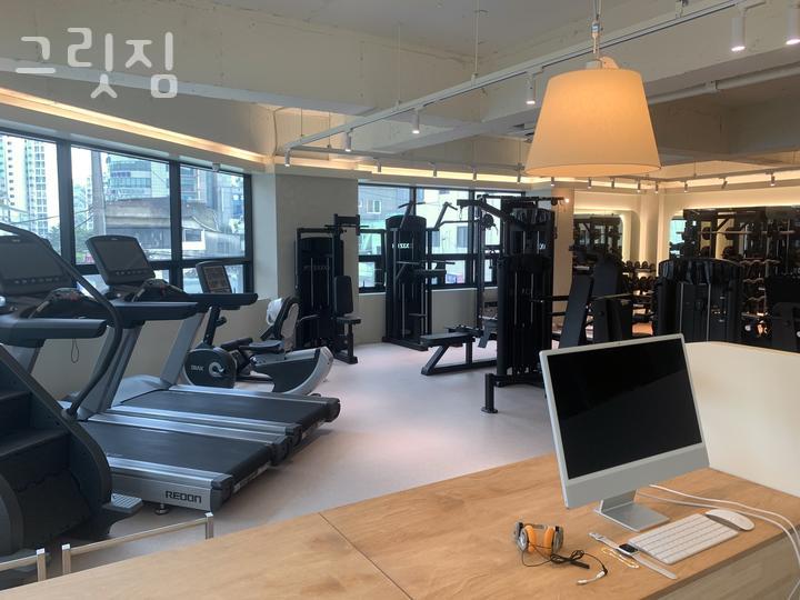 그릿짐 이미지