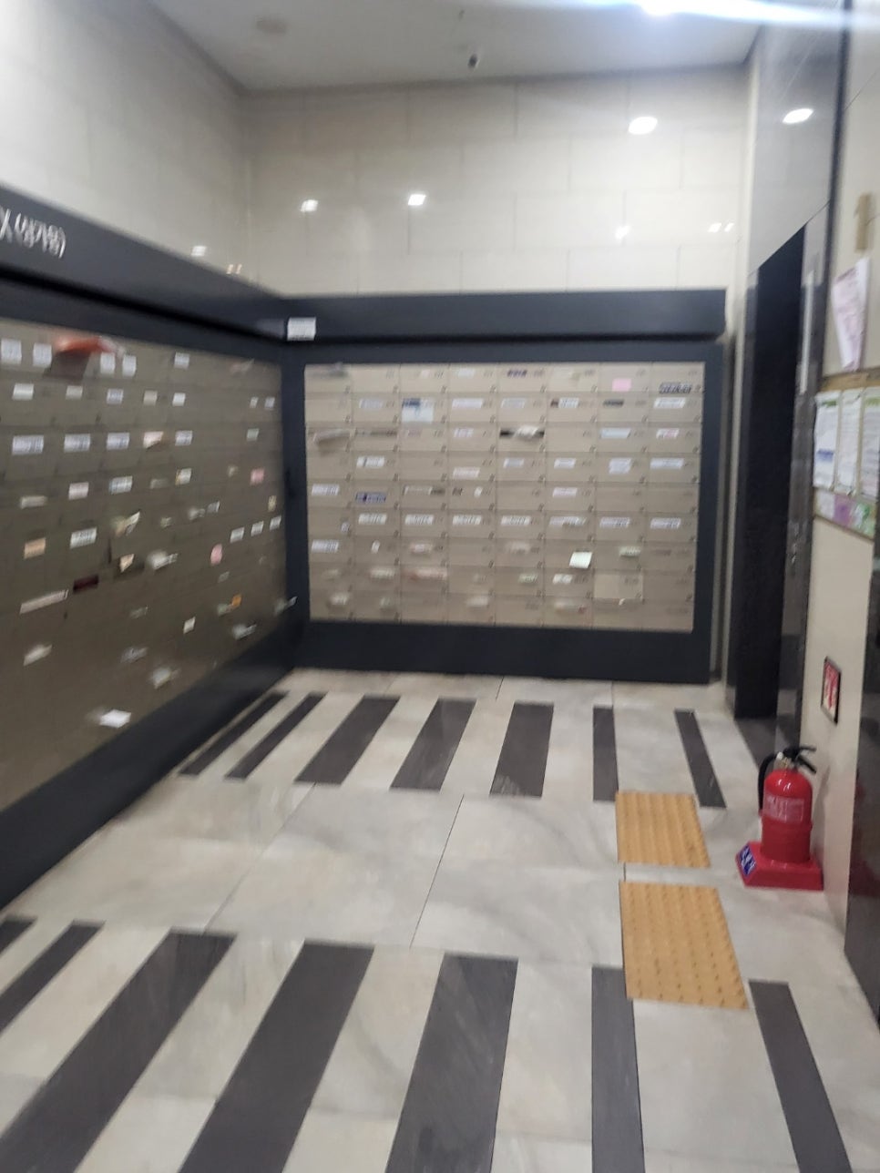 토미네일 이미지