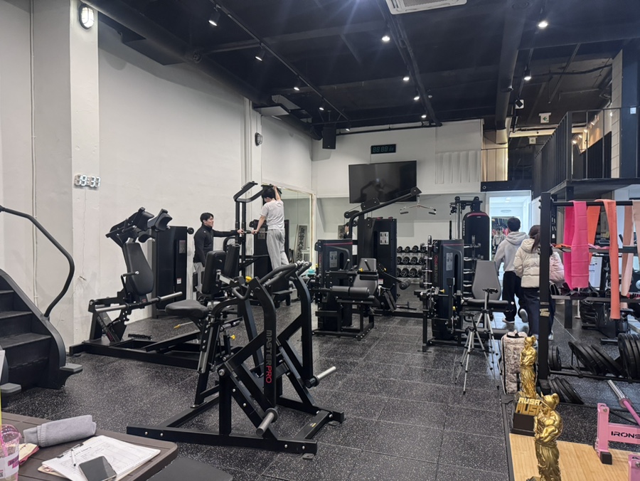 신인규피티스튜디오 이미지
