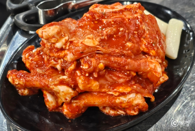 닭고집 숯불 닭갈비 이미지
