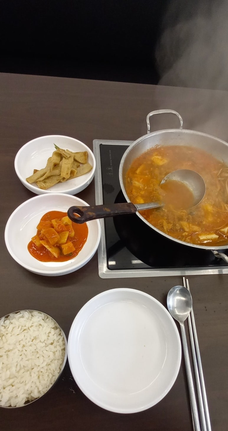 온정부대찌개 이미지
