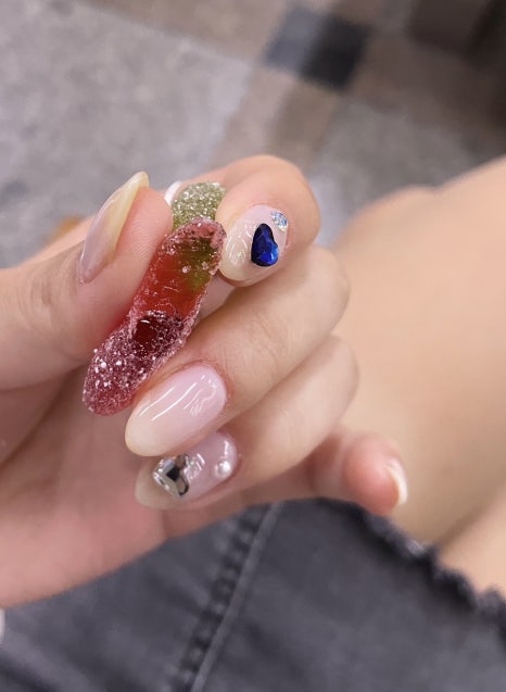 네일츄르 이미지