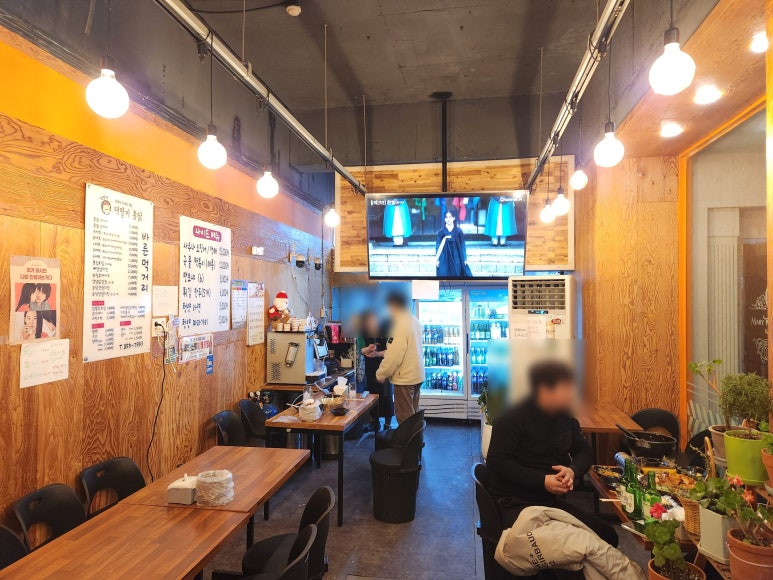 덕팔이통닭 이미지