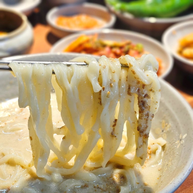 역도산손칼국수 이미지