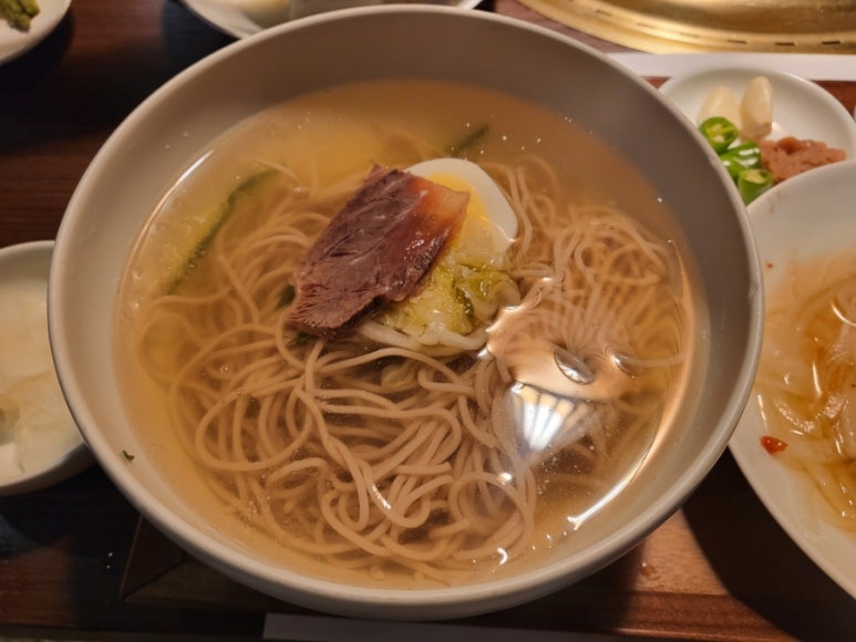거대숯불구이 이미지