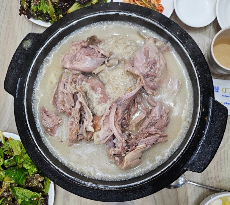 내포오리누룽지백숙 이미지