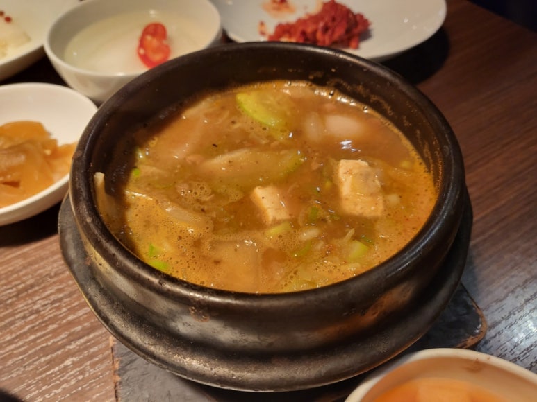 거대숯불구이 이미지