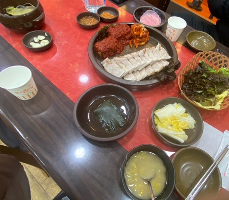 항아리보쌈돌돌이김치 이미지
