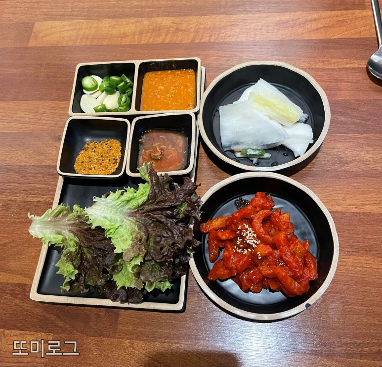 석아저씨족발 이미지