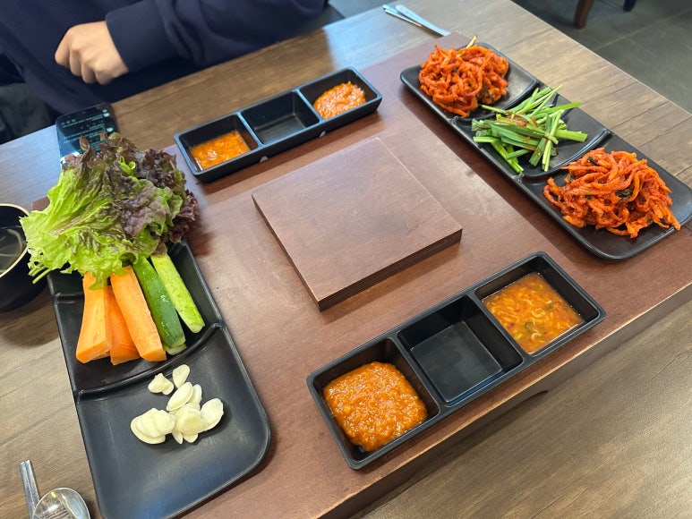 귀한족발역북점 이미지