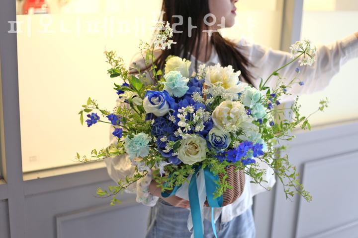 피오니플라워 이미지