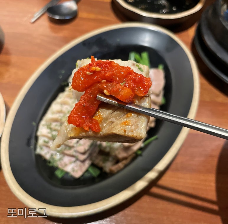 석아저씨족발 이미지