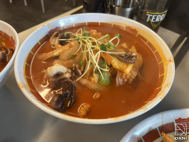 용문각 이미지