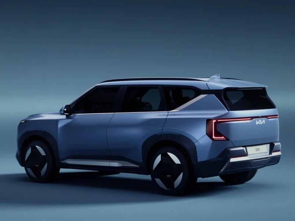 3천만원대 글로벌 전기차 기아 EV5 "국내 전기 SUV 시장을 정조준" 이미지 4