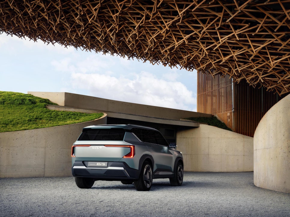3천만원대 글로벌 전기차 기아 EV5 "국내 전기 SUV 시장을 정조준" 이미지 9