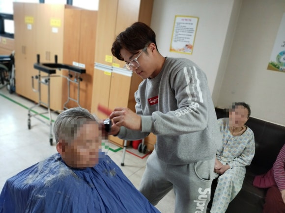 헤어공작소 이미지