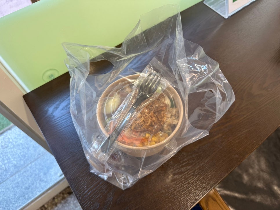 우주 샐러드 샌드위치 cafe 사진 8