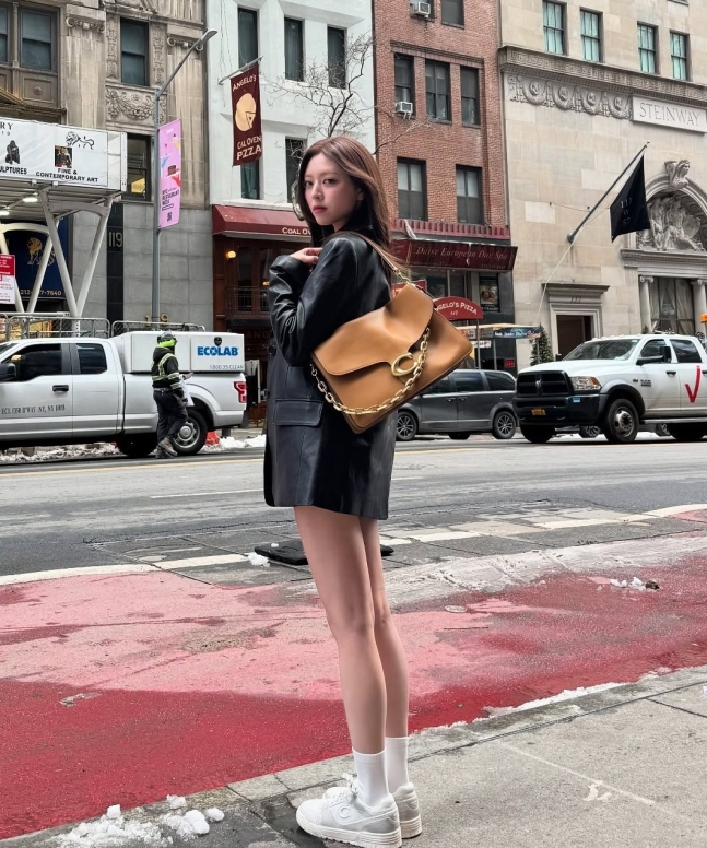 유나앤 이미지