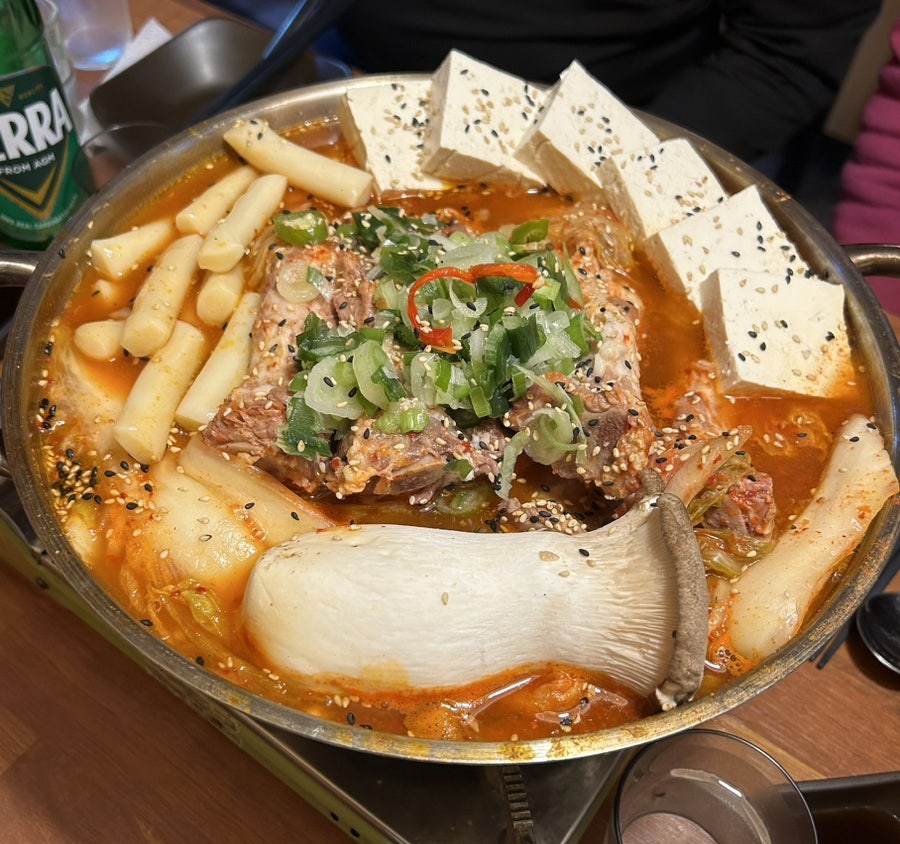 석기시대등갈비 이미지