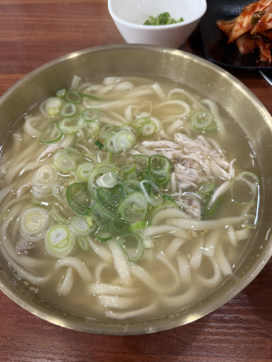 천하닭칼국수 이미지