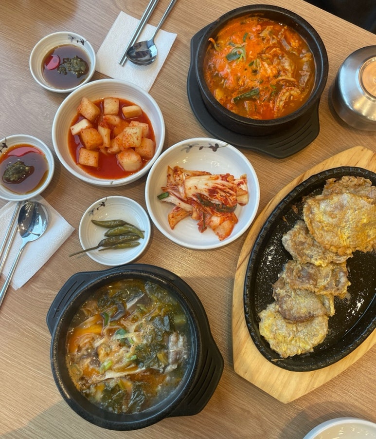 차돌이해장국 이미지
