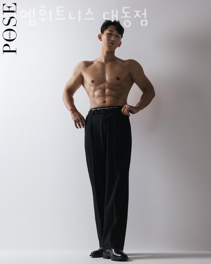 디엠휘트니스 이미지