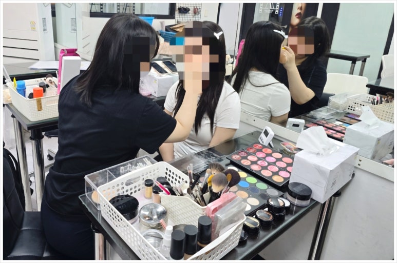 아뜰리에미용학원 이미지