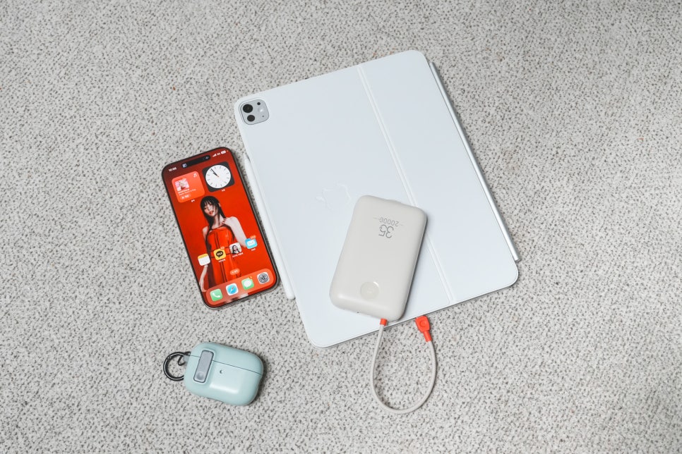 이메이션 35W 고속충전 케이블일체형 대용량 보조배터리 20000mAh 후기 이미지 5