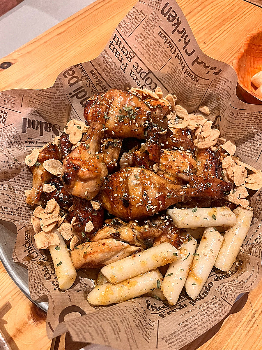 오븐숯불민족두마리치킨 이미지