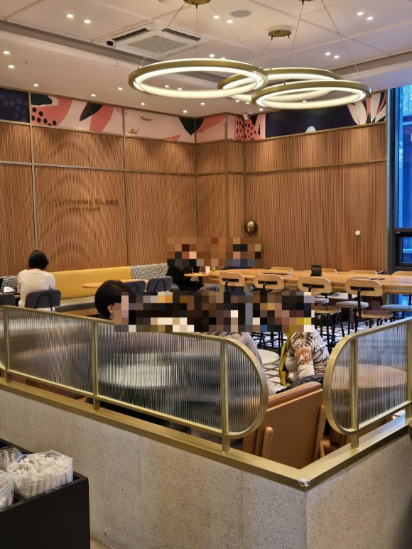 투썸플레이스청담역 이미지