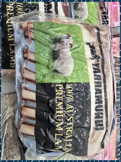 돌 정육점 이미지