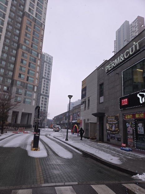 펌앤컷미용실 이미지