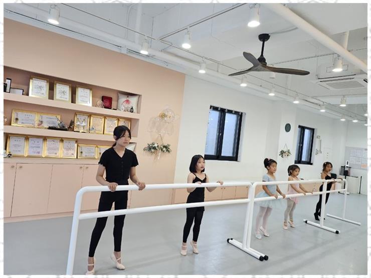 라인발레무용학원 이미지