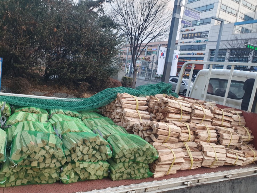 장작팩토리 이미지