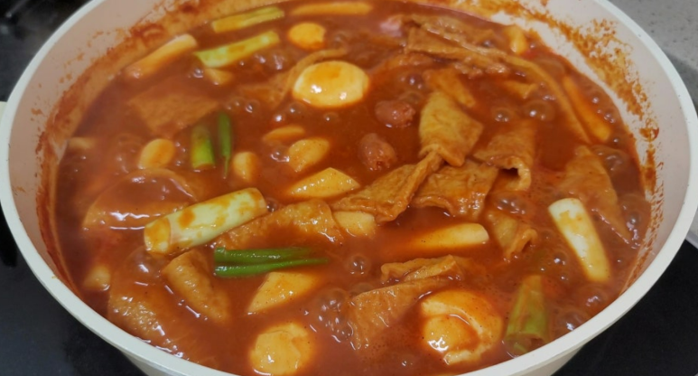 매콤달콤떡볶이 이미지