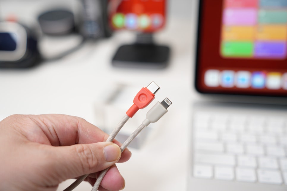 이메이션 35W 고속충전 케이블일체형 대용량 보조배터리 20000mAh 후기 이미지 8