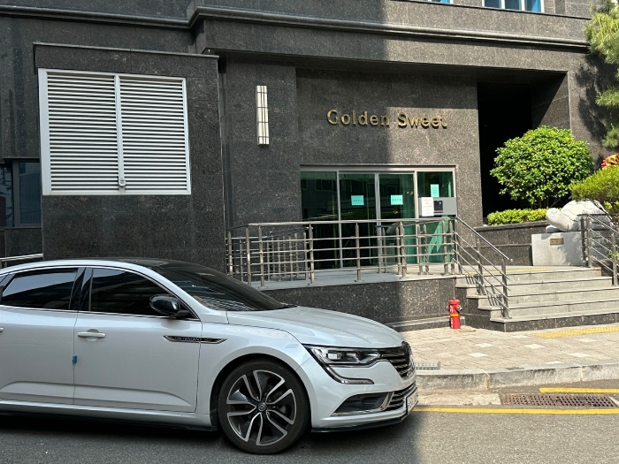 럭키골든스위트 이미지
