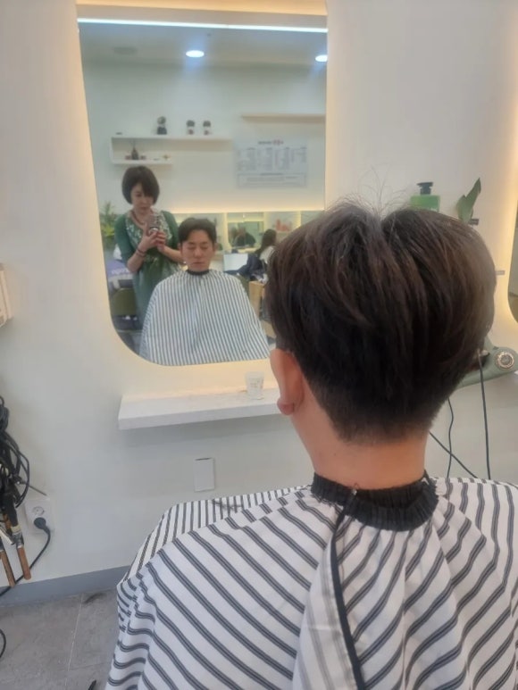 이끌린헤어살롱 이미지