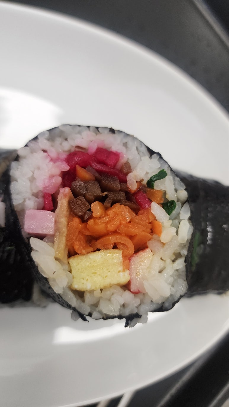 뜰안에김밥 이미지