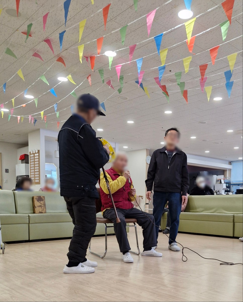 꿈꾸는노래방 이미지