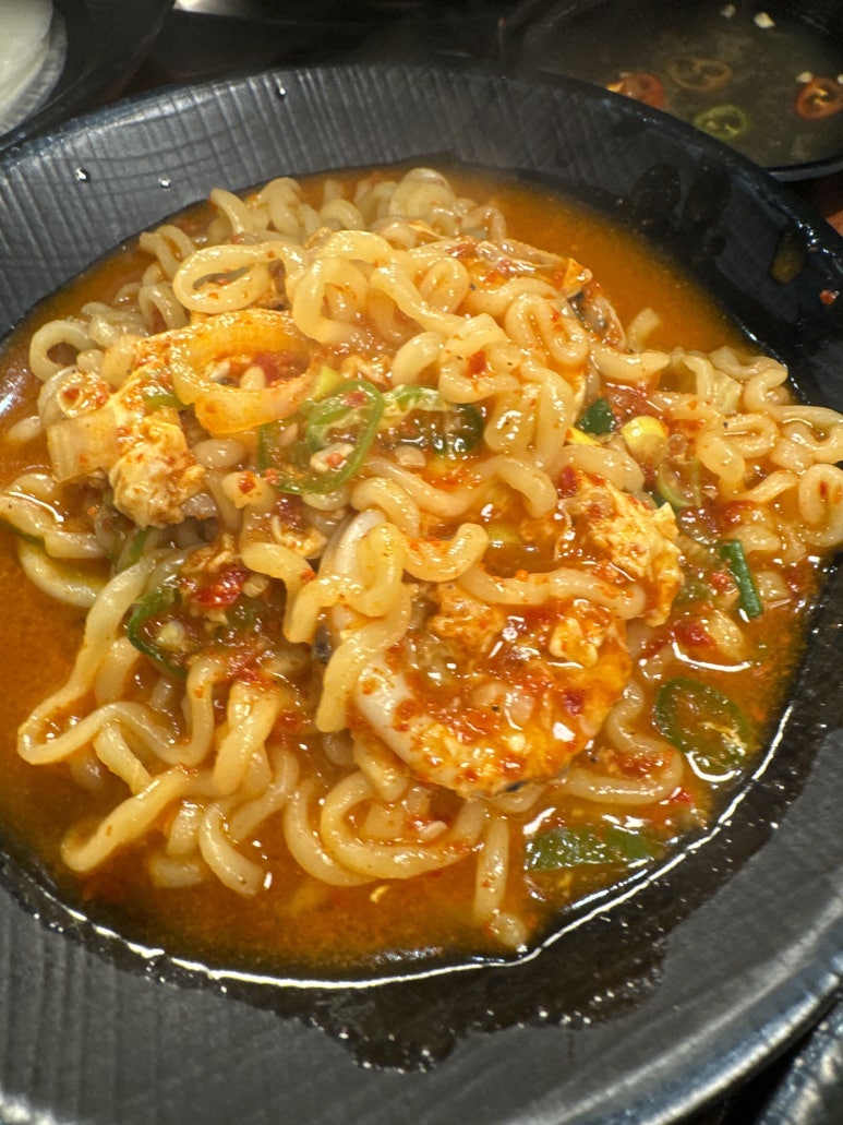 배불뚝이네솥단지삼겹살 이미지