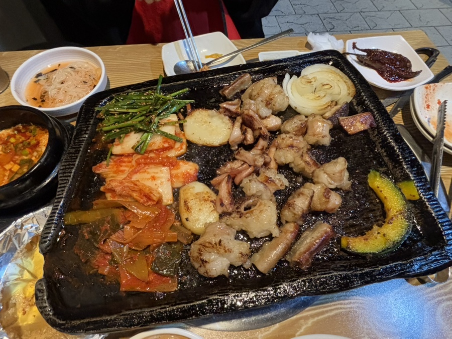 백년황소곱창 이미지