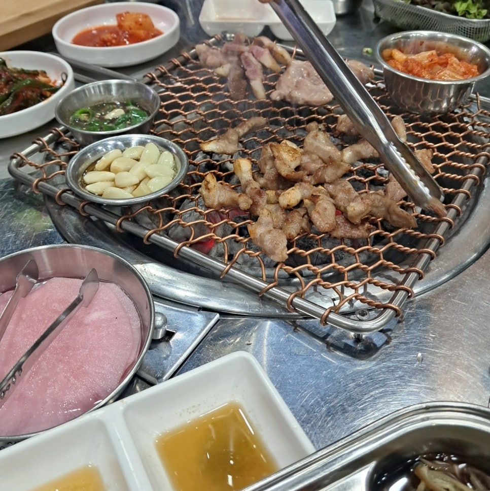 돼지영농후계자통영무전점 이미지