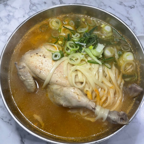 육해공생칼국수 이미지